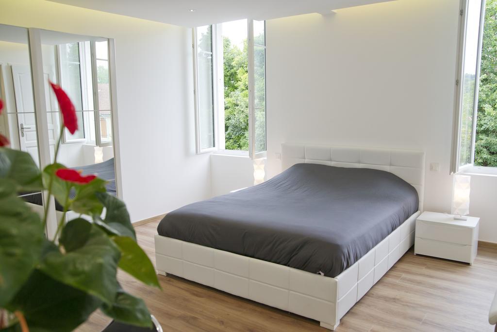 Moulin Des Tours Bed & Breakfast Barbaste Ruang foto