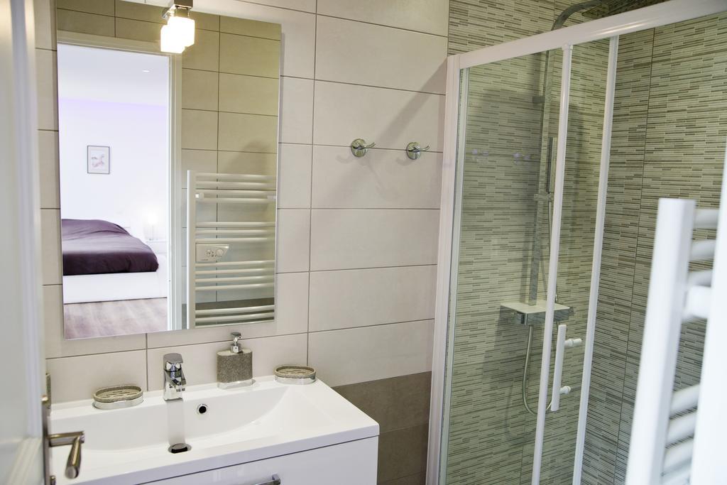 Moulin Des Tours Bed & Breakfast Barbaste Ruang foto